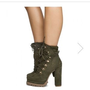 Women's Monclair-4 High Heel Boots Olive size 8